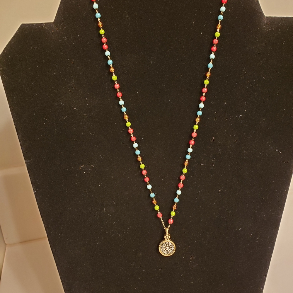 Multi-colored beaded gold tone 18" necklace